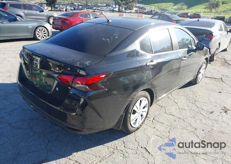 2025 Nissan Versa 1.6 S z USA, uszkodzony, nr VIN 3N1CN8DV3SL858803